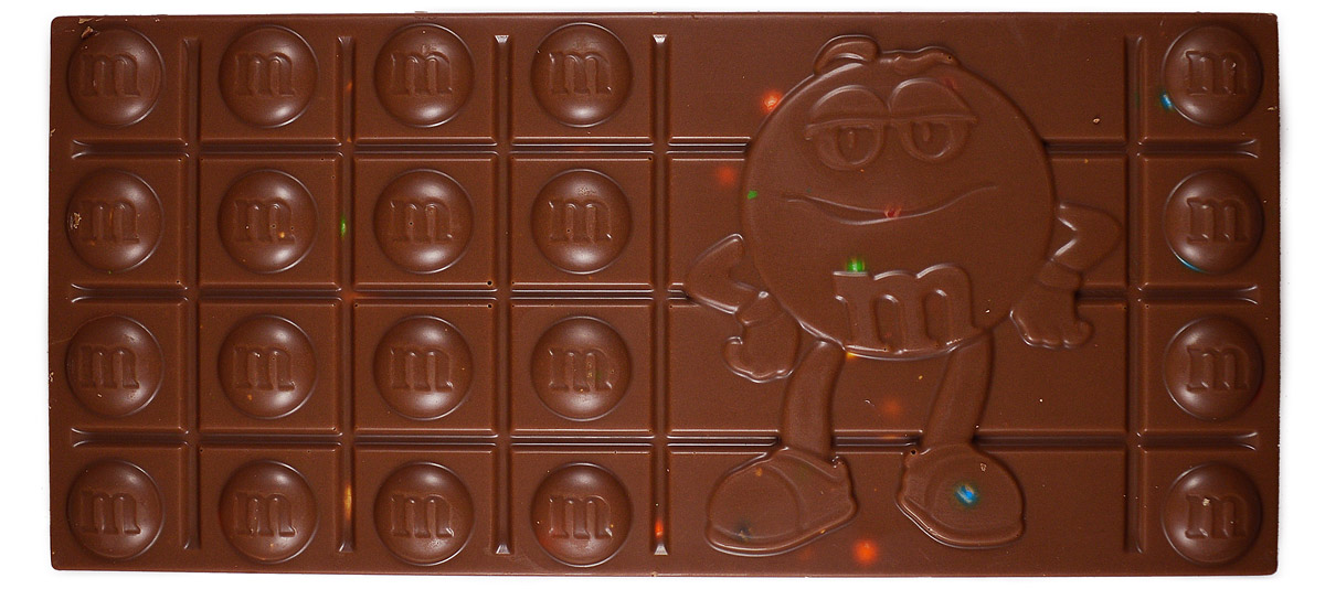M&M's Milk Chocolate Bar with Minis & Peanuts
